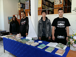Czerwiec w bibliotece 300