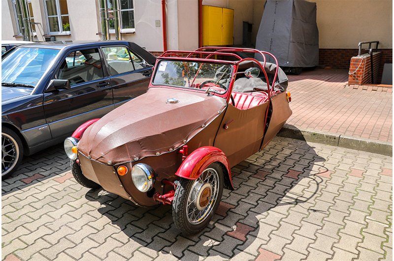 I Rajd Pojazdów Klasycznych i Zabytkowych. Classic Car Friends