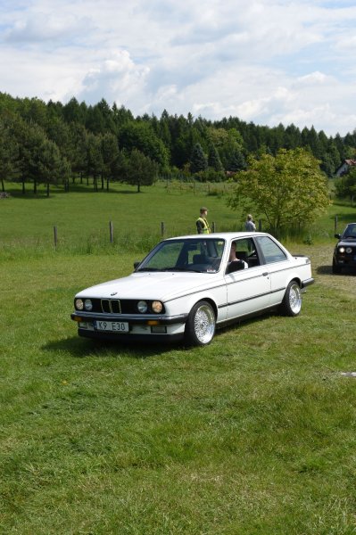 I Rajd Pojazdow Klasycznych i Zabytkowych Classic Car Friends